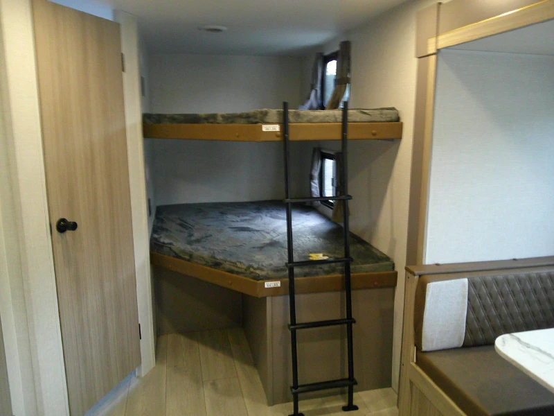 2027 KZ RV Sportsmen SE 261BHKSE