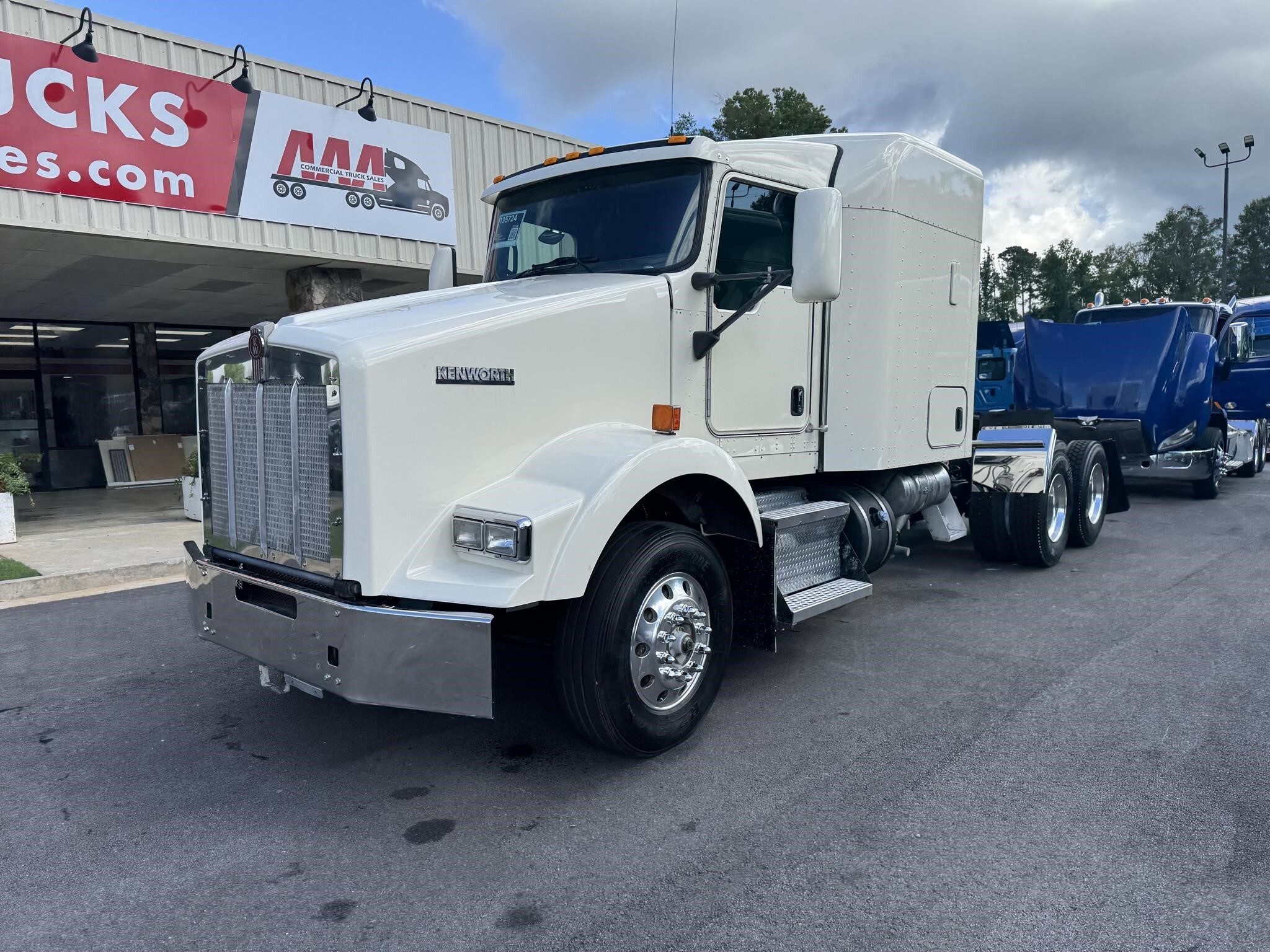 2017 KENWORTH T800 in Monroe, GA