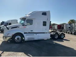 2023 PETERBILT 579