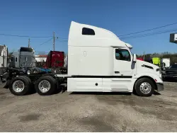2023 PETERBILT 579