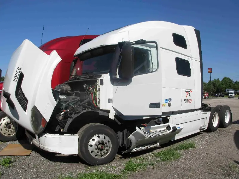 2018 VOLVO VNL64T780