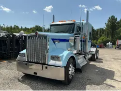 2021 KENWORTH W900