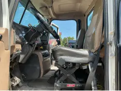 2005 Mack GU713