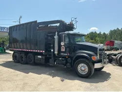 2005 Mack GU713