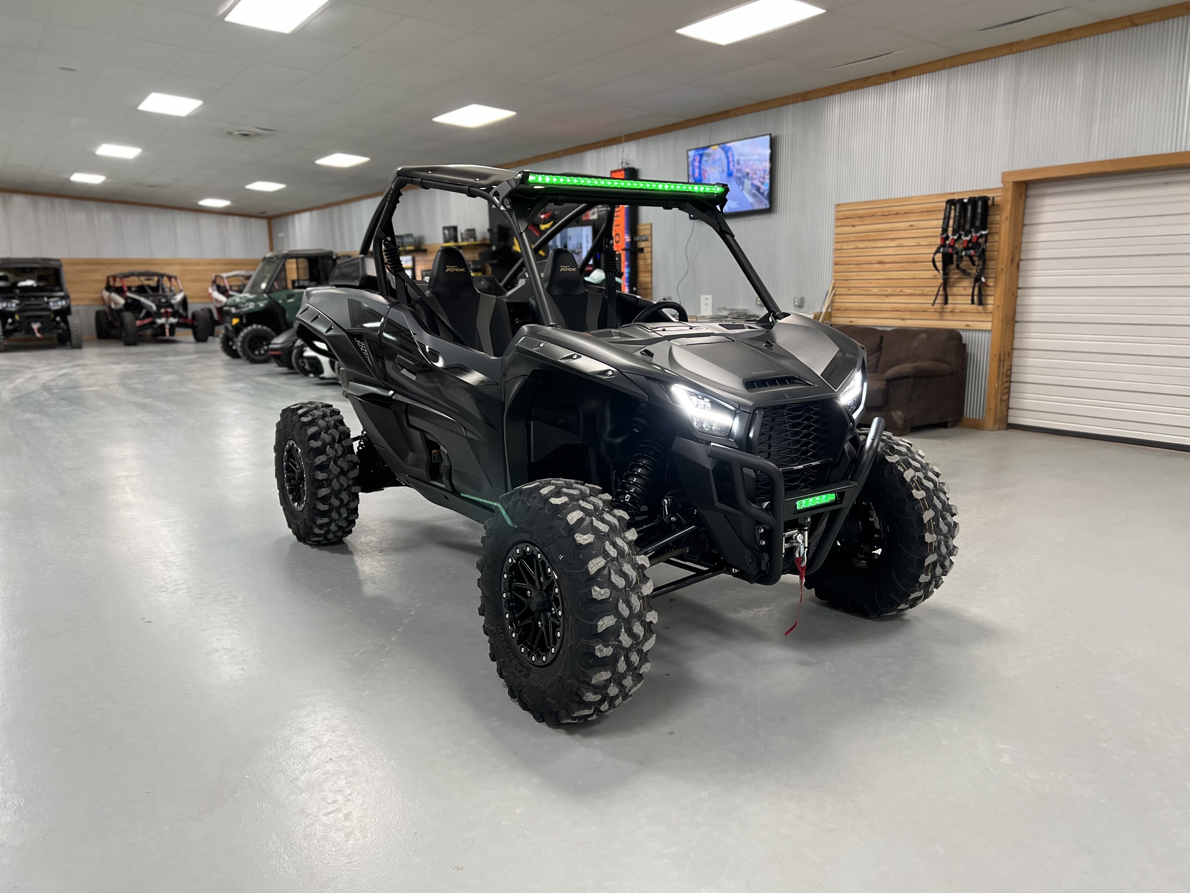2027 Kawasaki TERYX KRX® 1000 Blackout Edition in frontenac KS