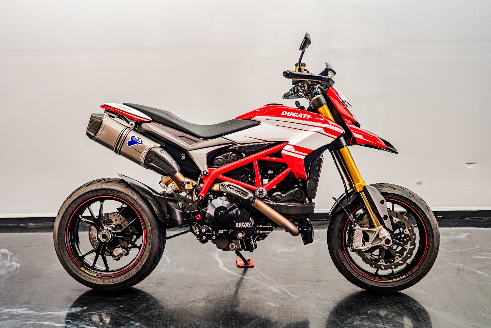 2017 Ducati Hypermotard 939 SP 939 SP in Jacksonville, FL
