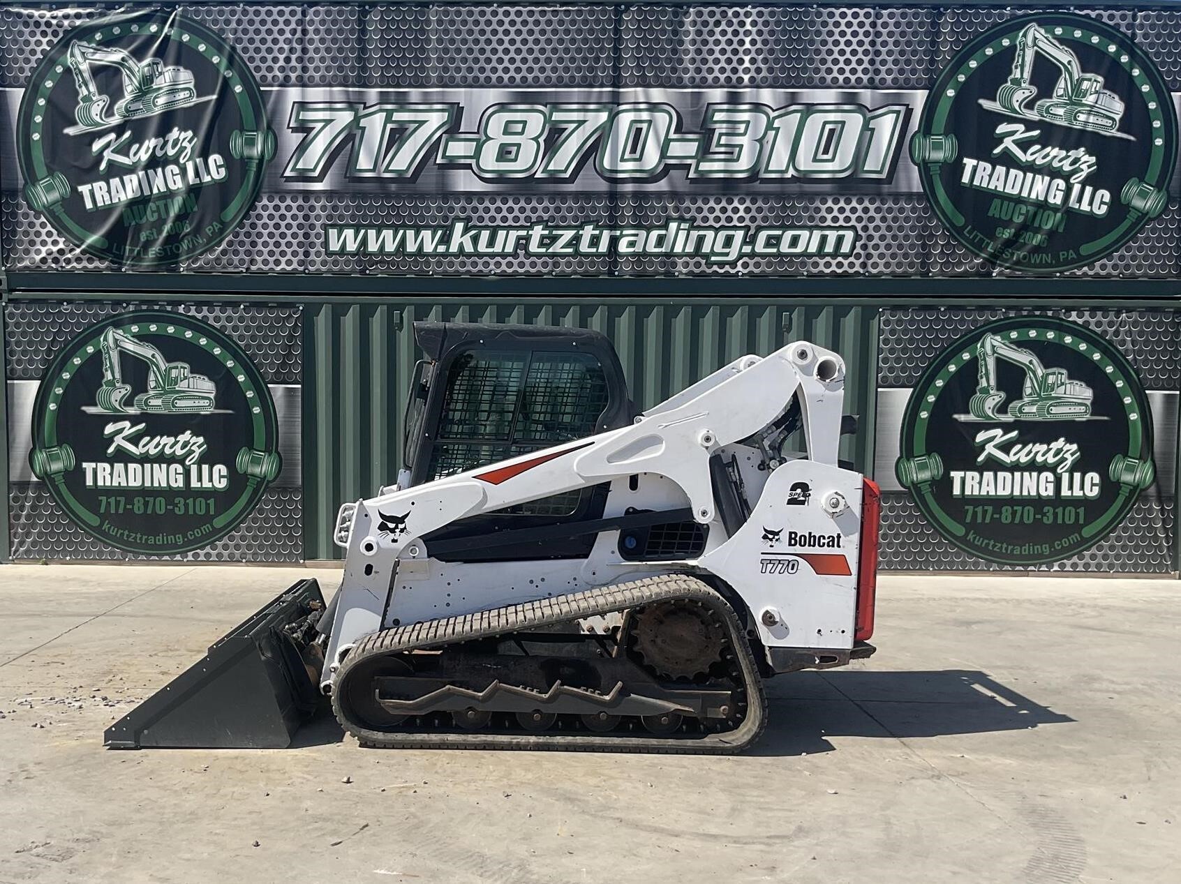 2021 BOBCAT T770 in Littlestown, PA
