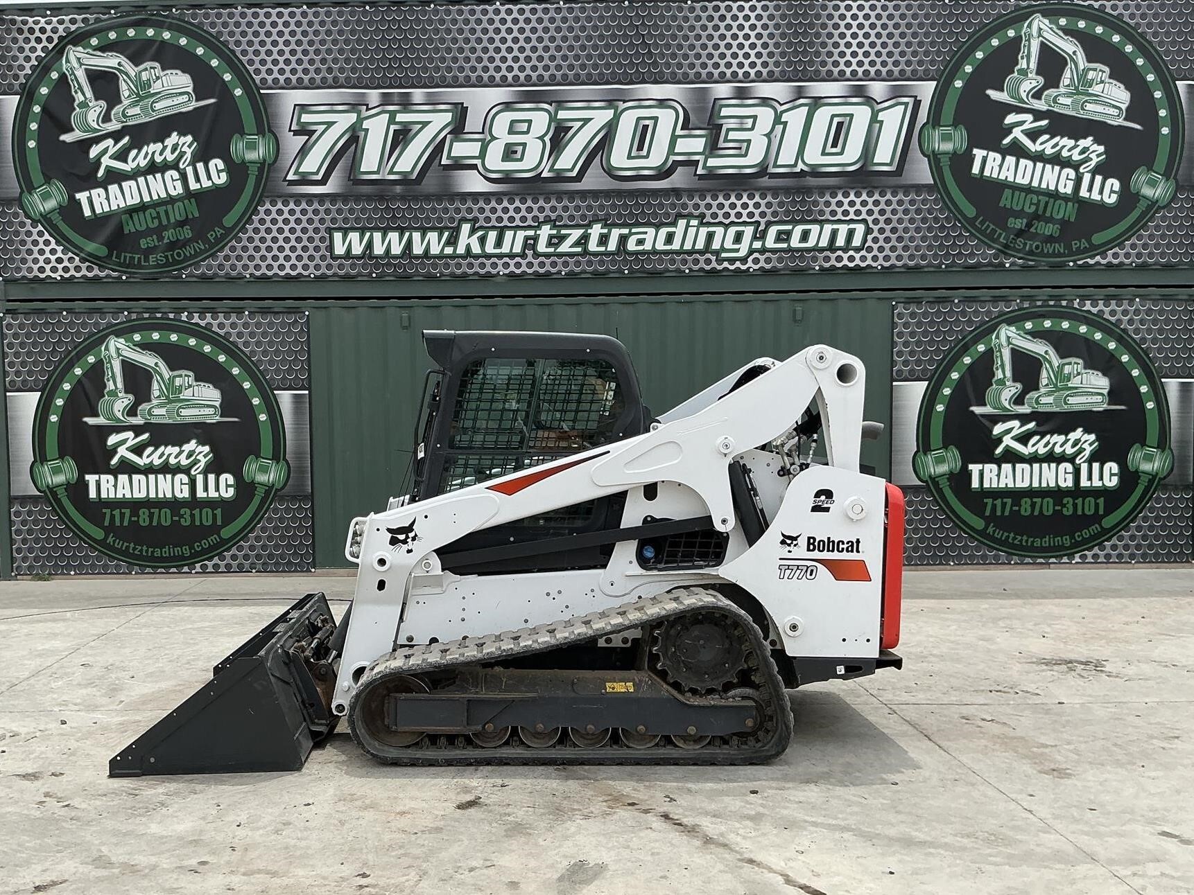 2023 BOBCAT T770 in Littlestown, PA