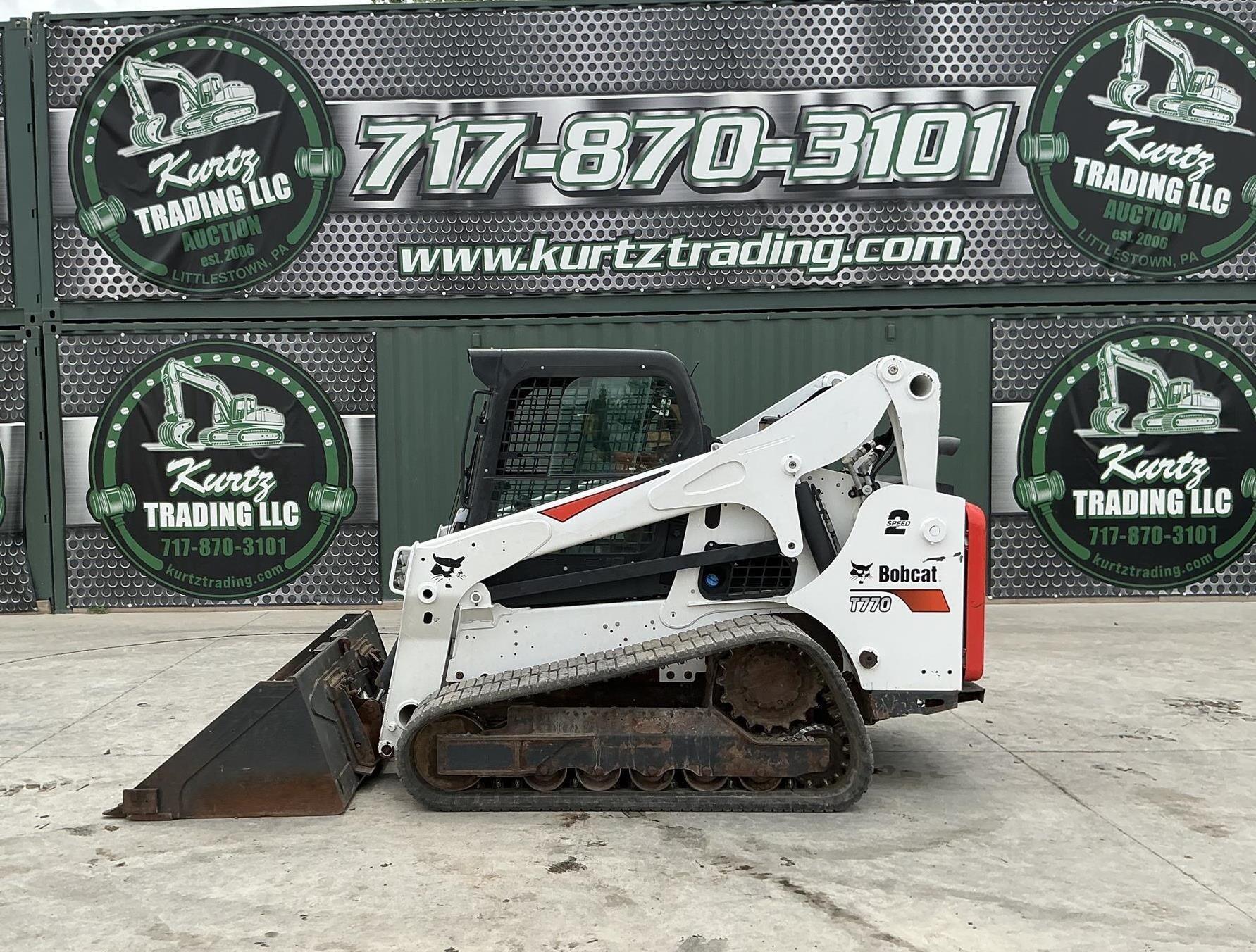2023 BOBCAT T770 in Littlestown, PA