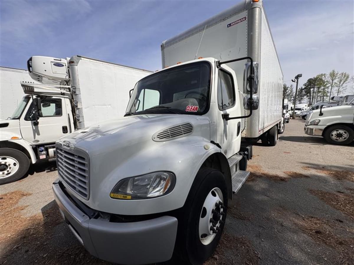 2019 FREIGHTLINER BUSINESS CLASS M2 106 in Richmond, VA