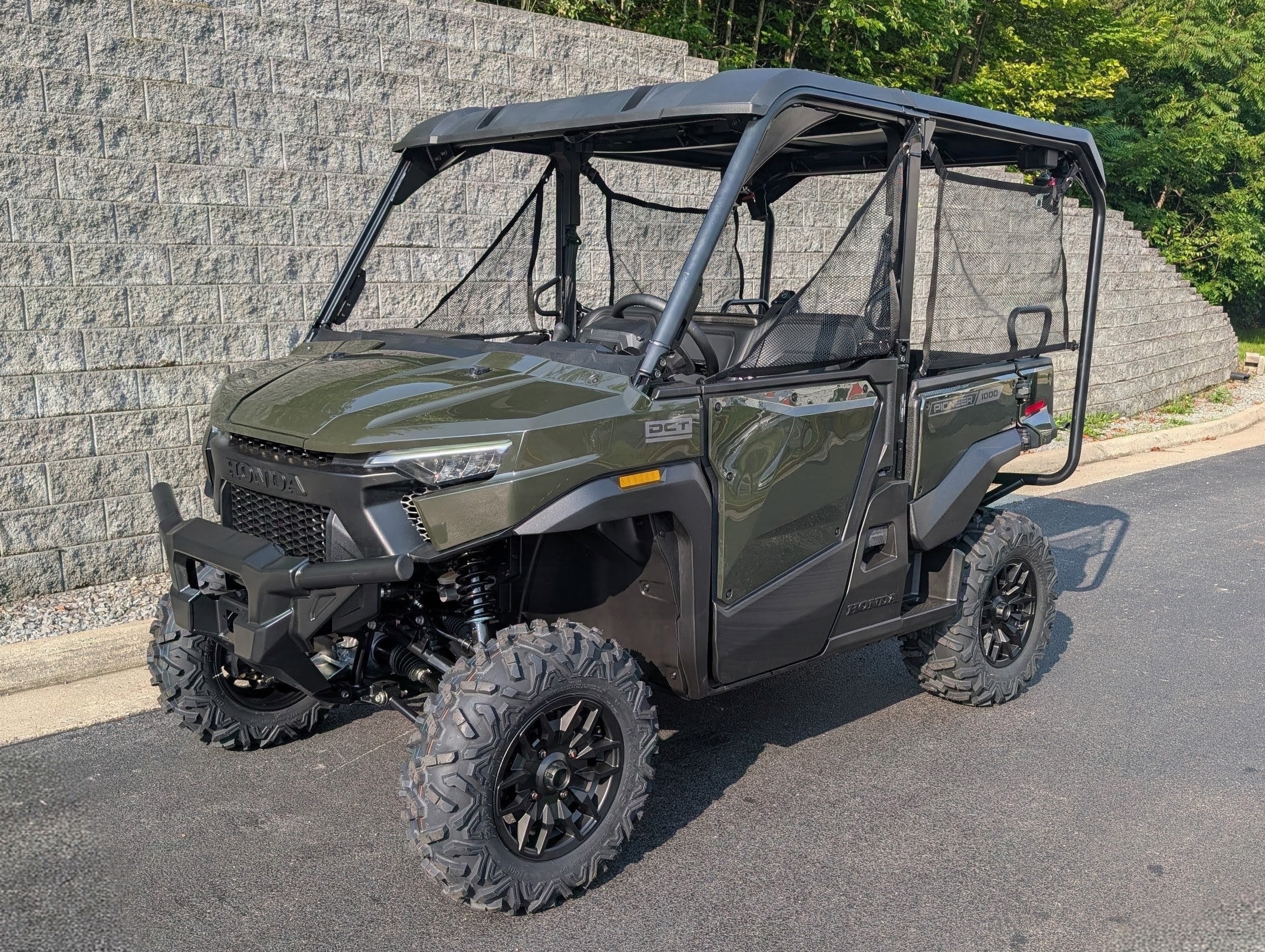 2026 Honda Pioneer 1000-5 Deluxe in winchester VA