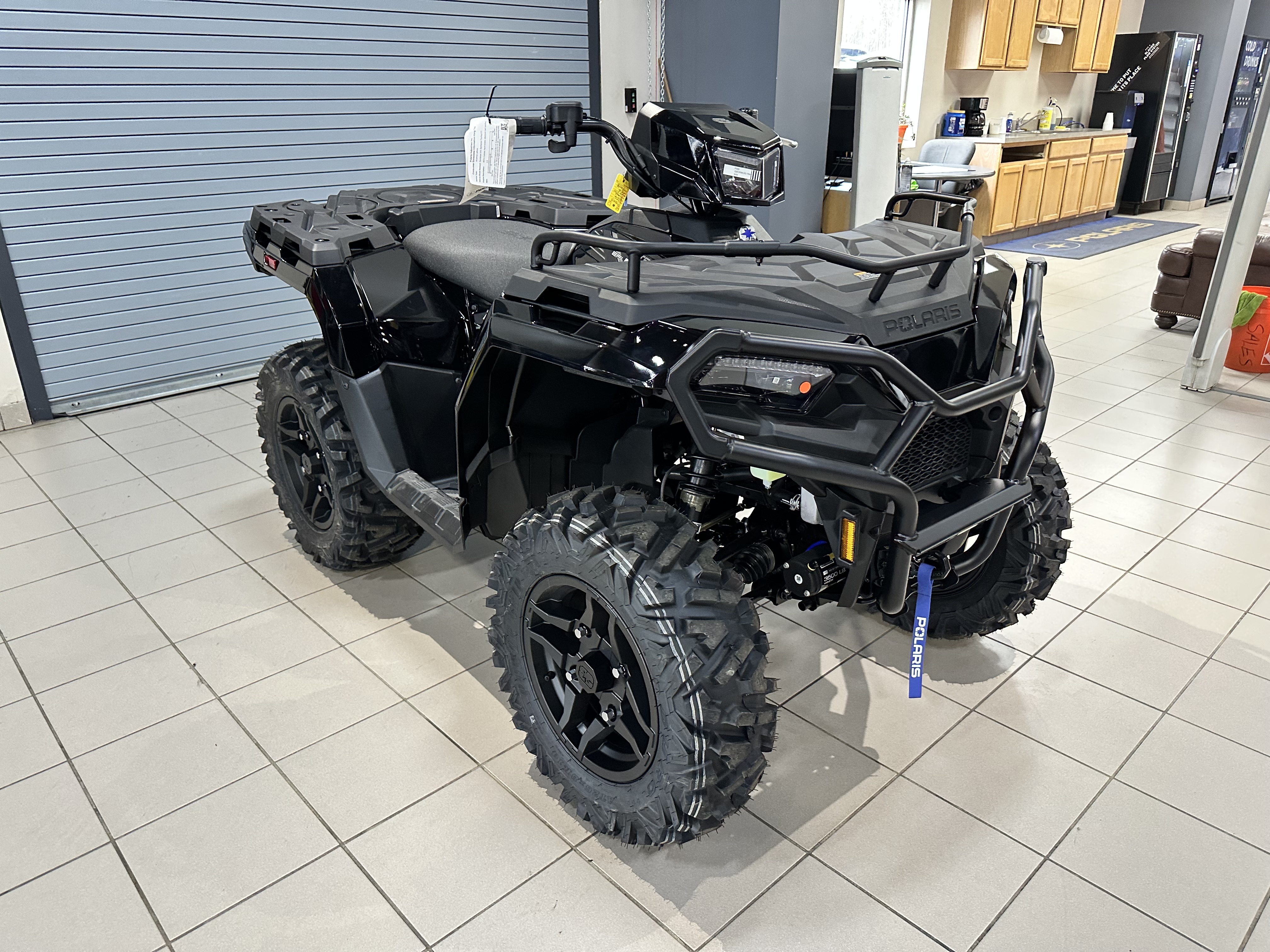 2026 Polaris SPORTSMAN 570 TRAIL ONYX BLACK Trail in medina OH