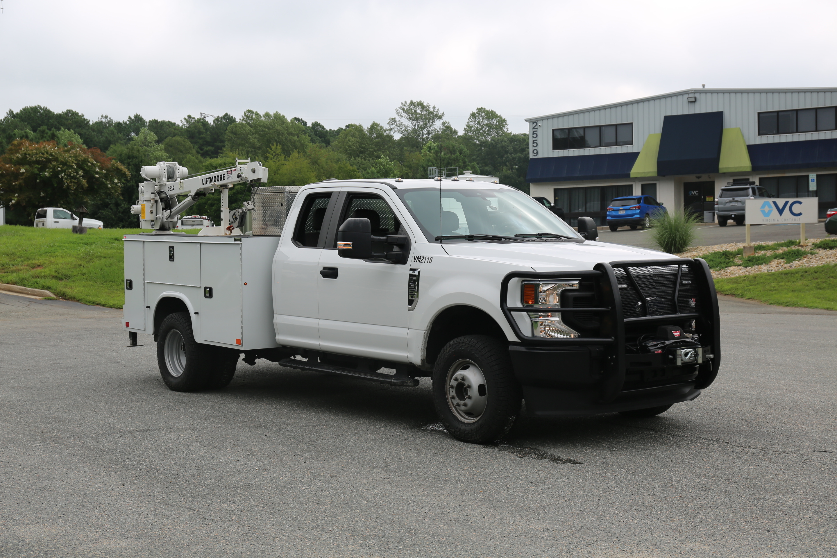 2020 FORD F350 in Oilville, VA