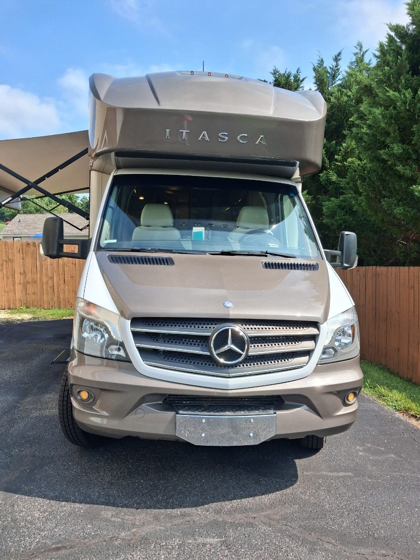 2015 Itasca NAVION 24M in jonesborough TN
