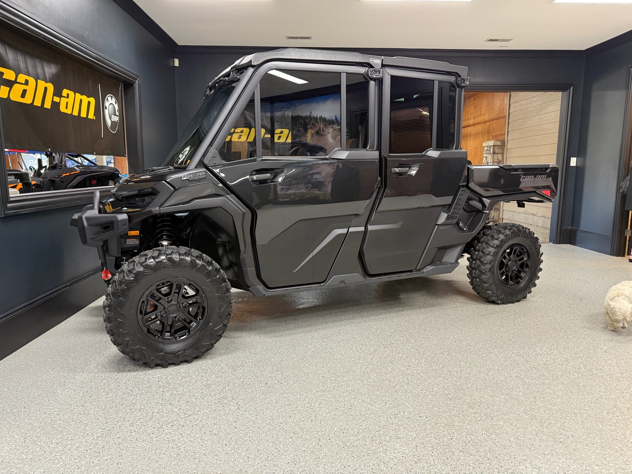2026 Can-Am Defender MAX Lone Star CAB HD11 in iron station NC