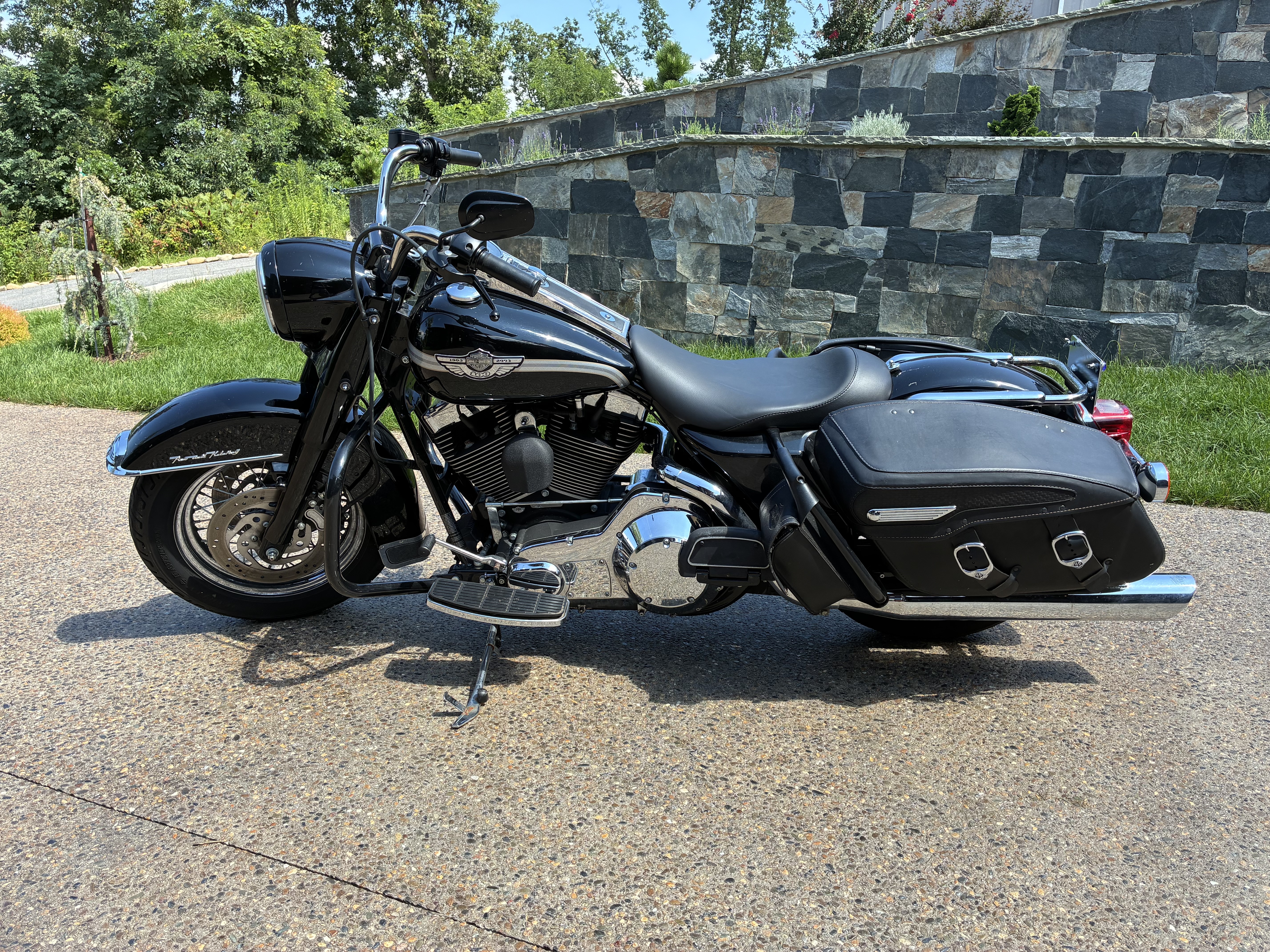 2003 Harley-Davidson ROAD KING CLASSIC Cruiser motorcycle