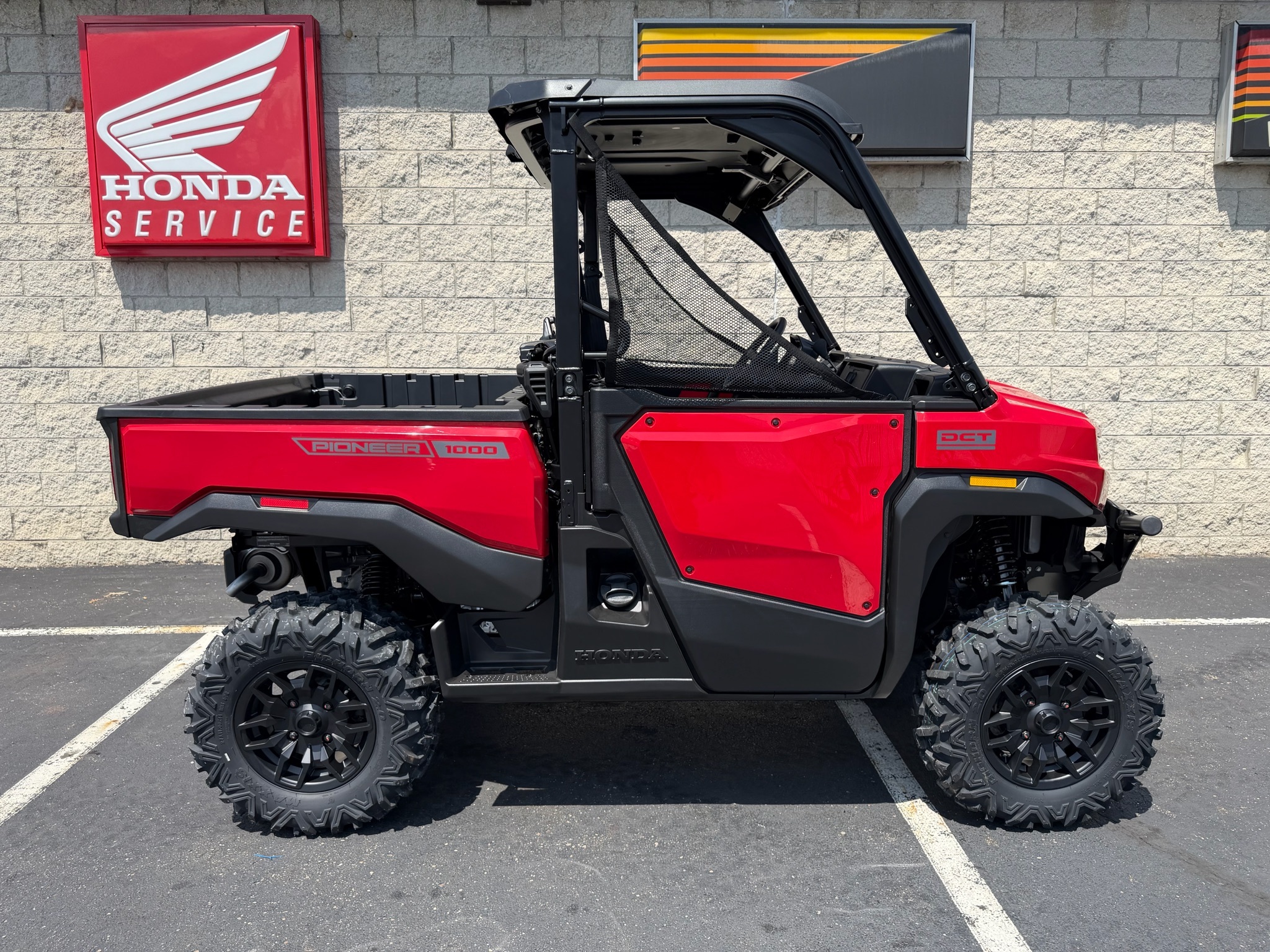 2026 Honda Pioneer 1000 Deluxe in massillon OH