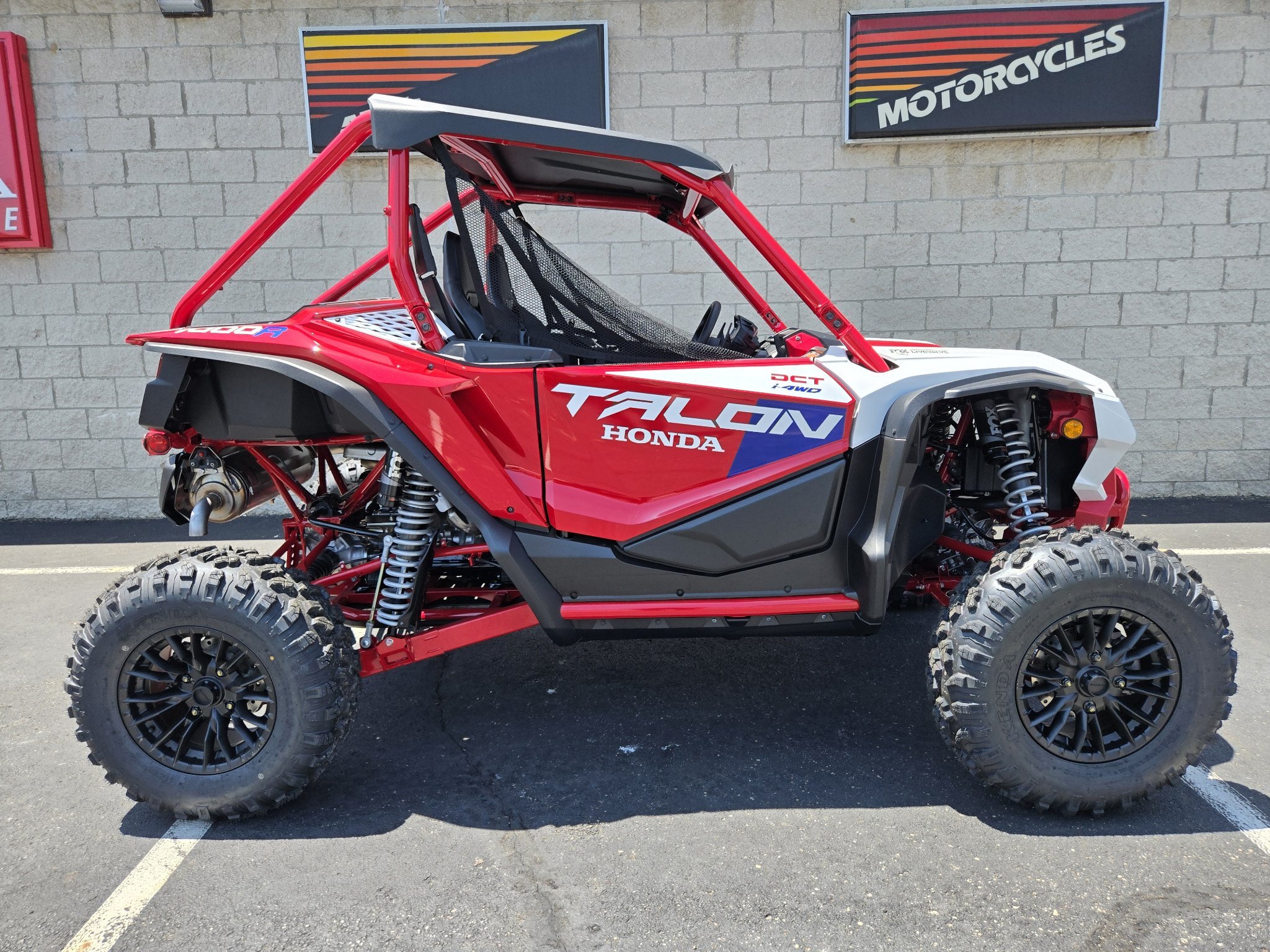 2026 Honda Talon 1000R FOX Live Valve in massillon OH