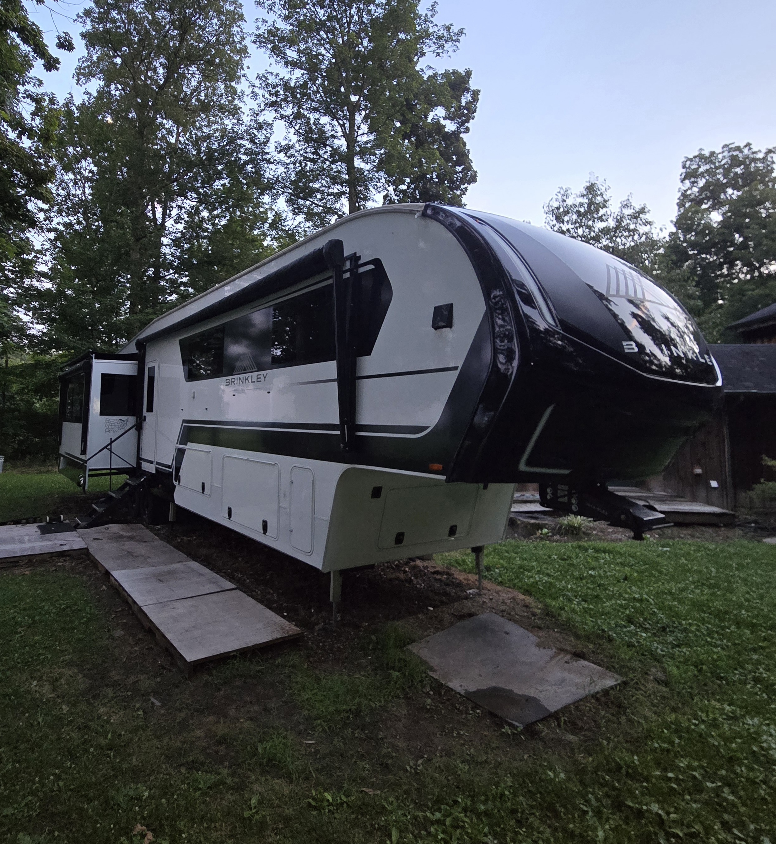 2025 Brinkley MODEL Z 3610 RV