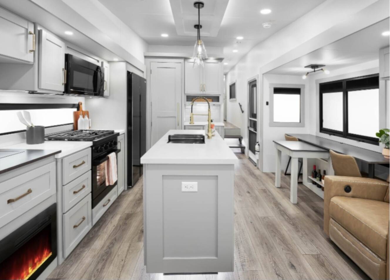 A photo of this 2025 Brinkley MODEL Z 3610