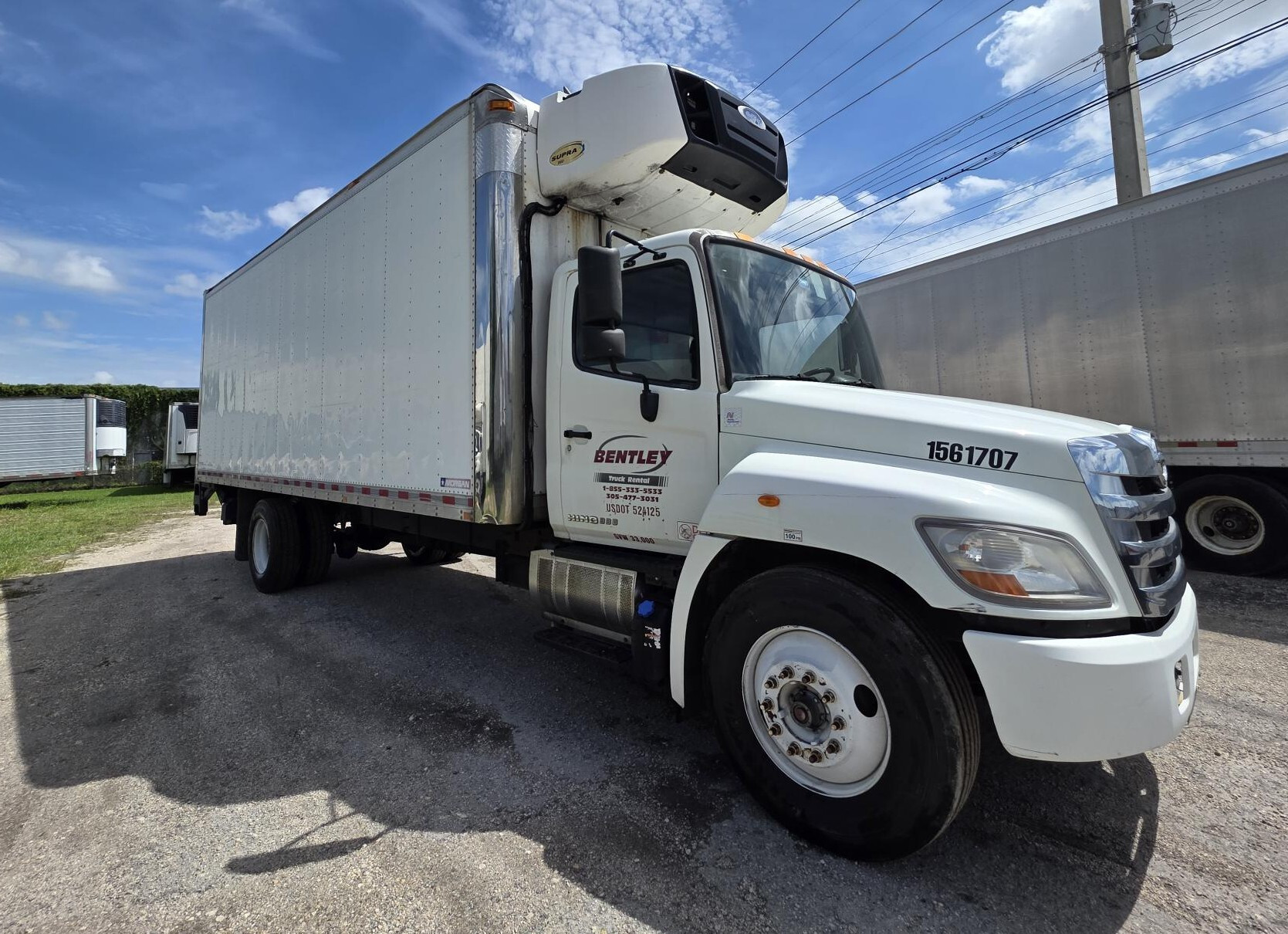 2015 HINO 338 in Philadelphia, PA