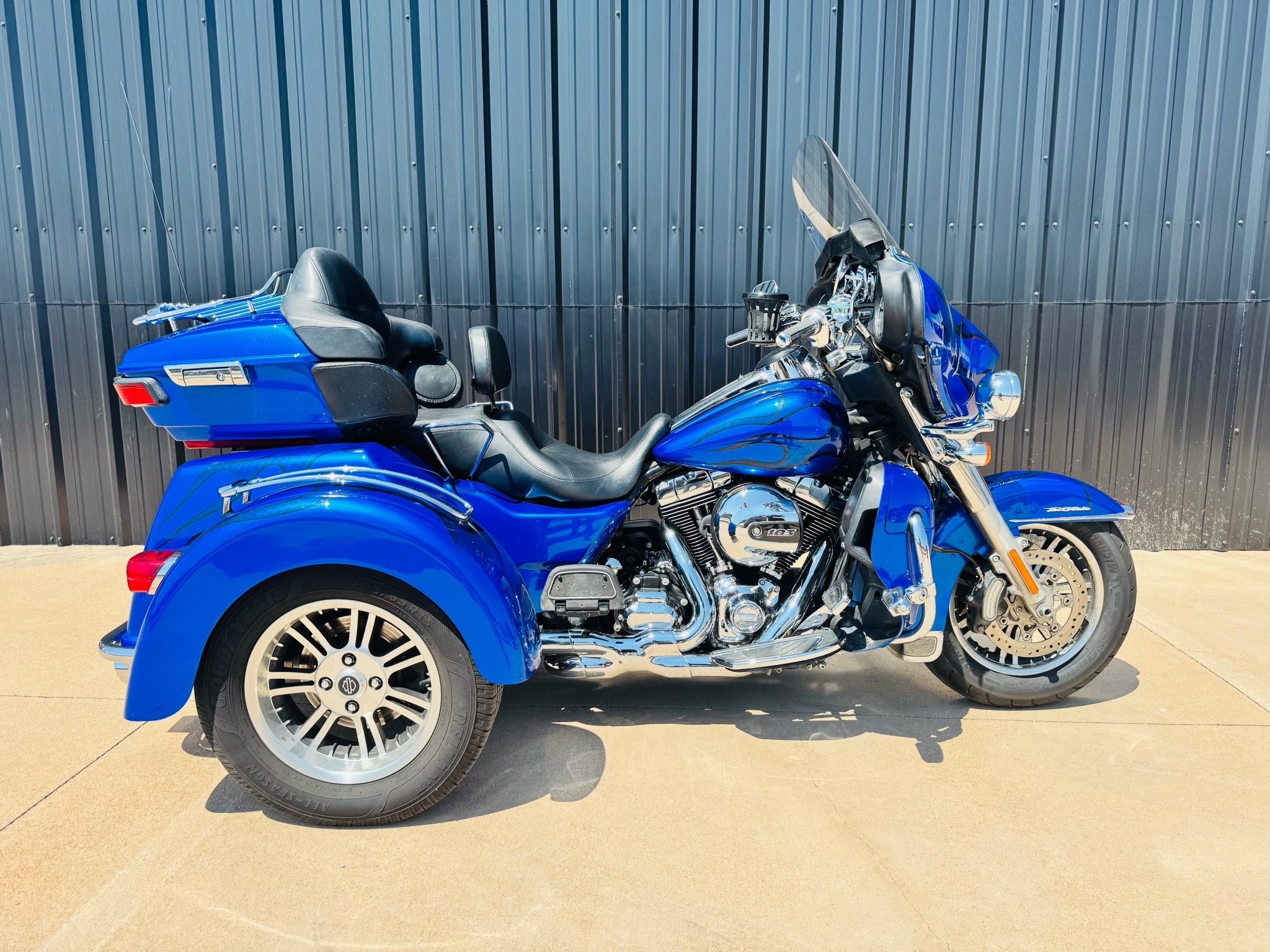 2014 Harley-Davidson Tri Glide® Ultra ULTRA CLASSIC in Lawton, OK