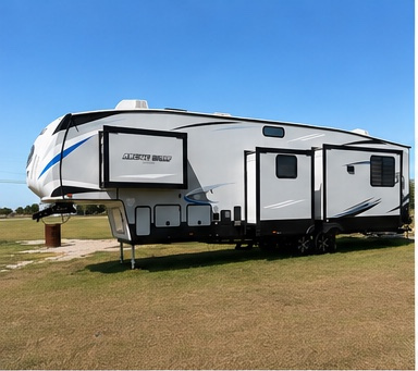 2021 Forest River CHEROKEE ARCTIC WOLF 3660 SUITE RV