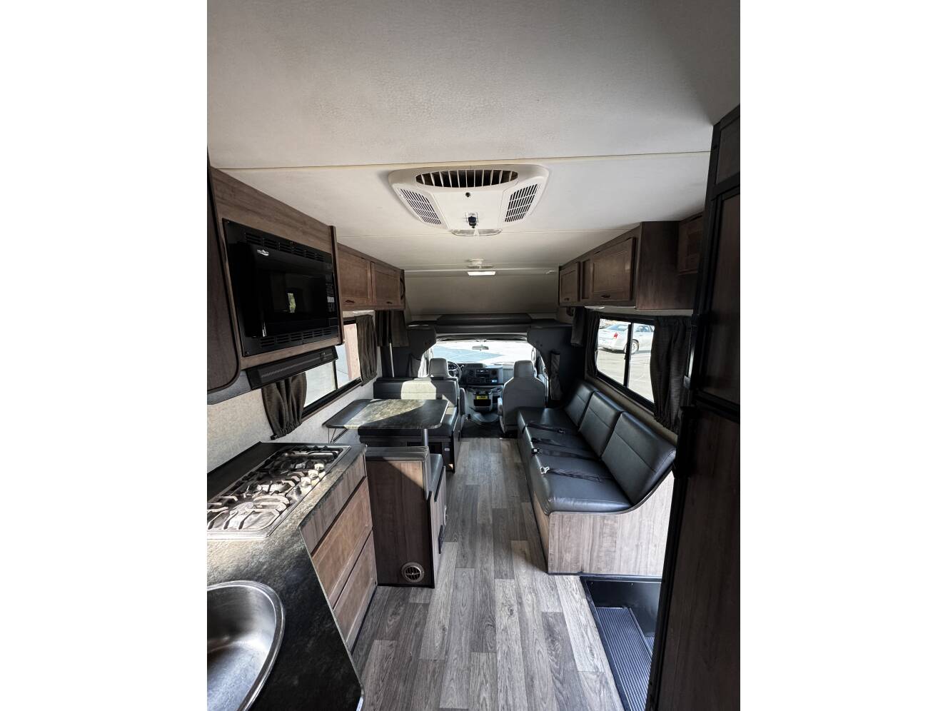 A photo of this 2021 Winnebago MINNIE WINNIE 328QR