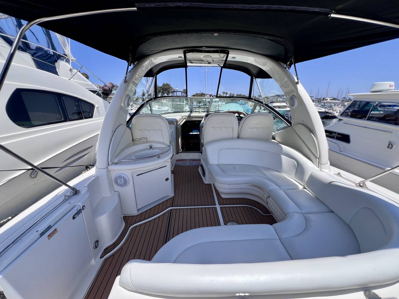 A photo of this 2003 Sea Ray 340 SUNDANCER