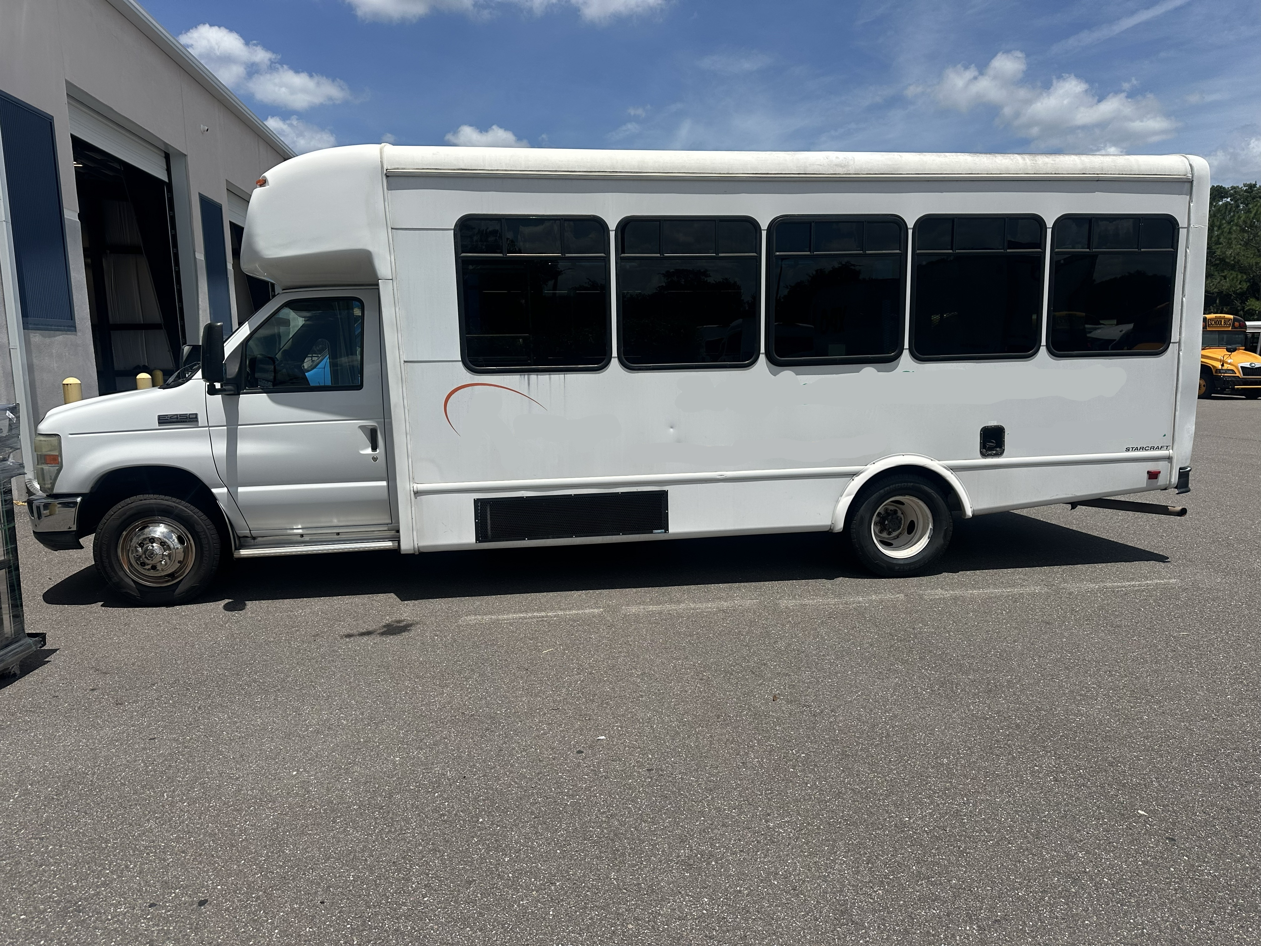 2014 FORD ECONOLINE in Tampa, FL