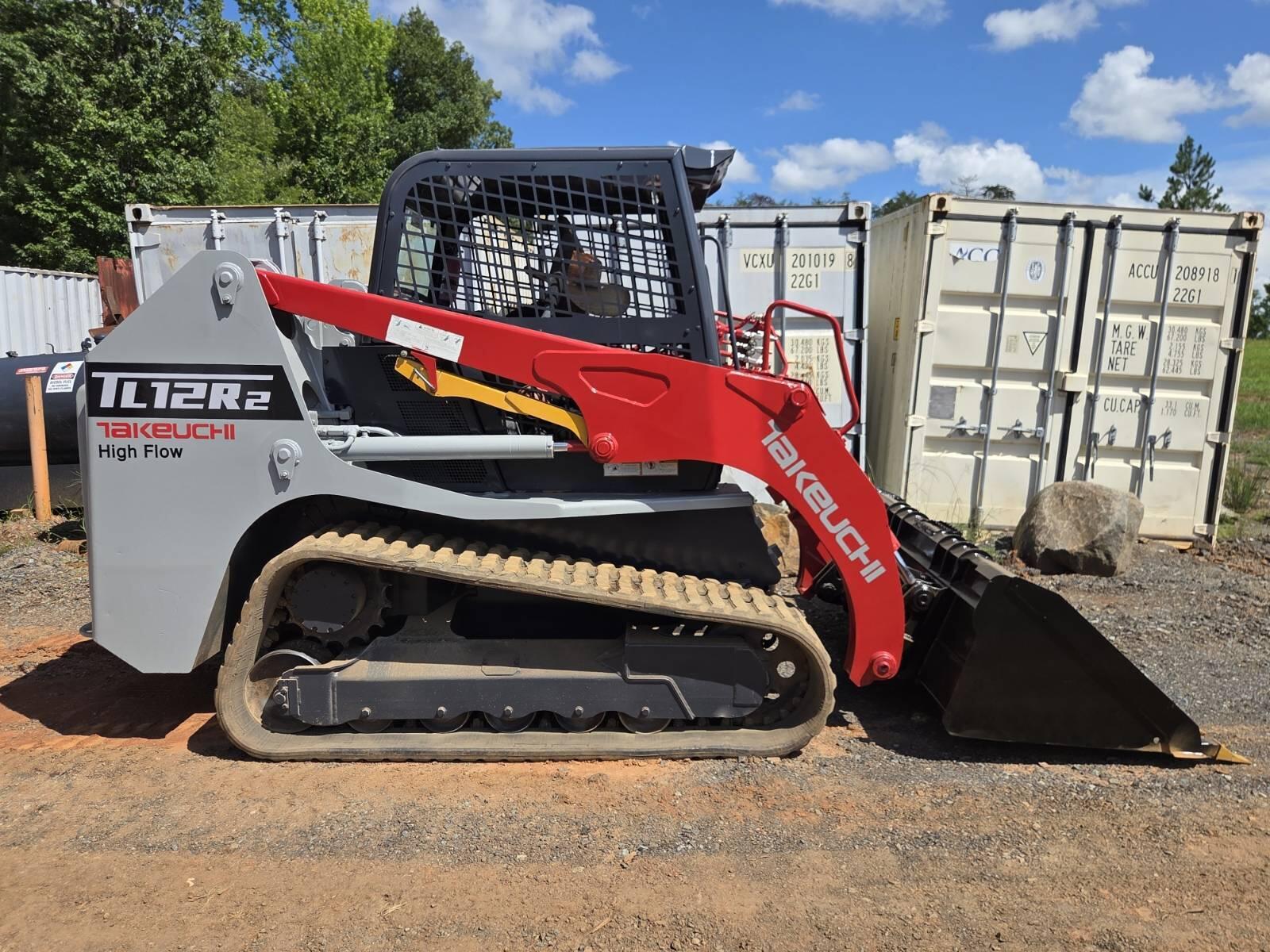 2019 TAKEUCHI TL12R2 in Midland, NC