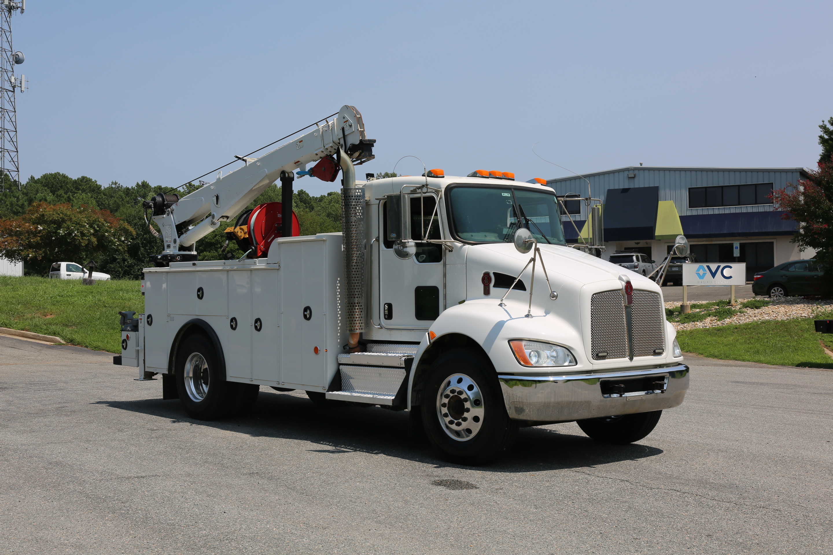 2020 KENWORTH T370 in Oilville, VA