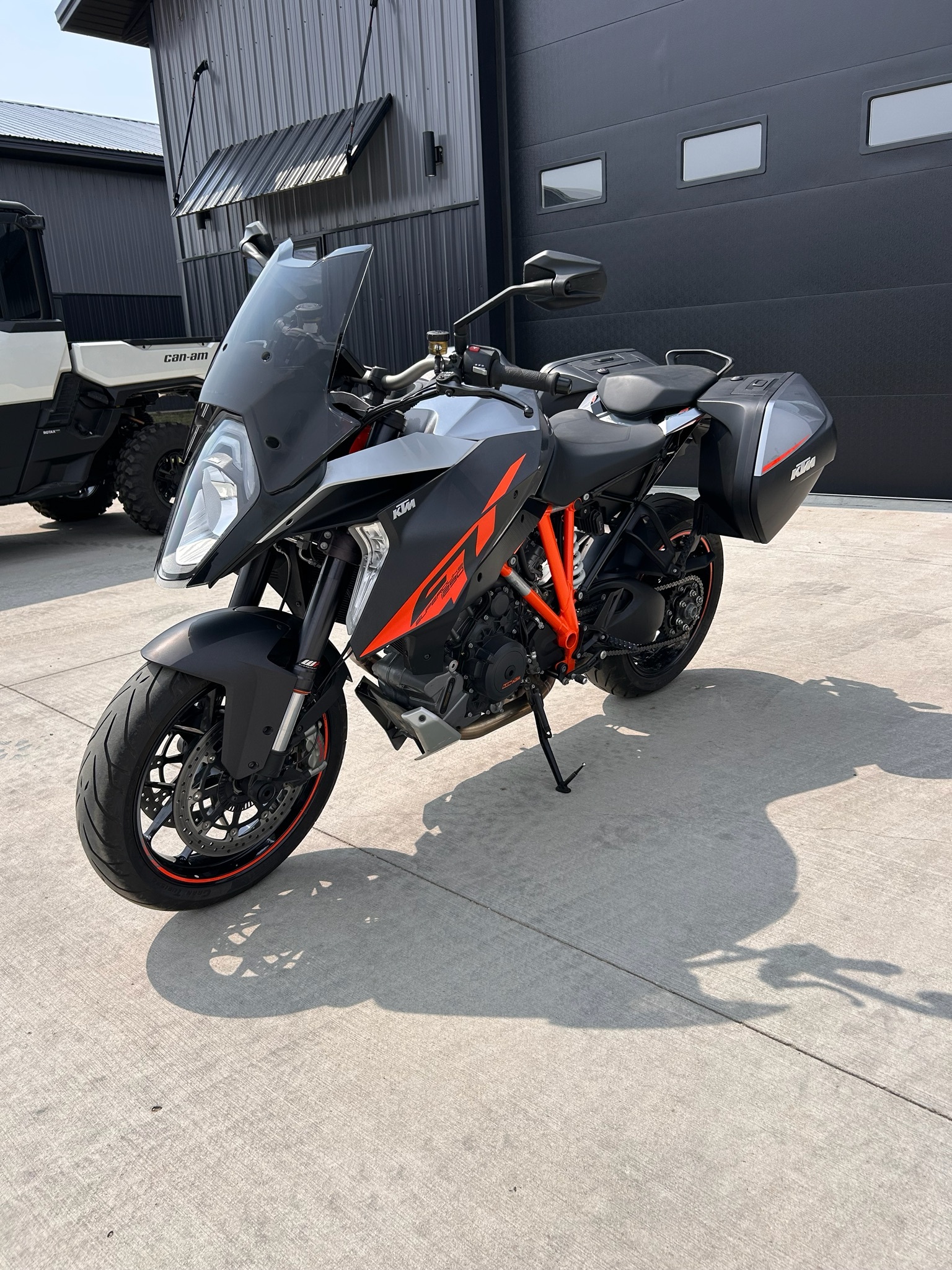 2016 KTM 1290 Super Duke R SUPER DUKE R in Hawley, MN