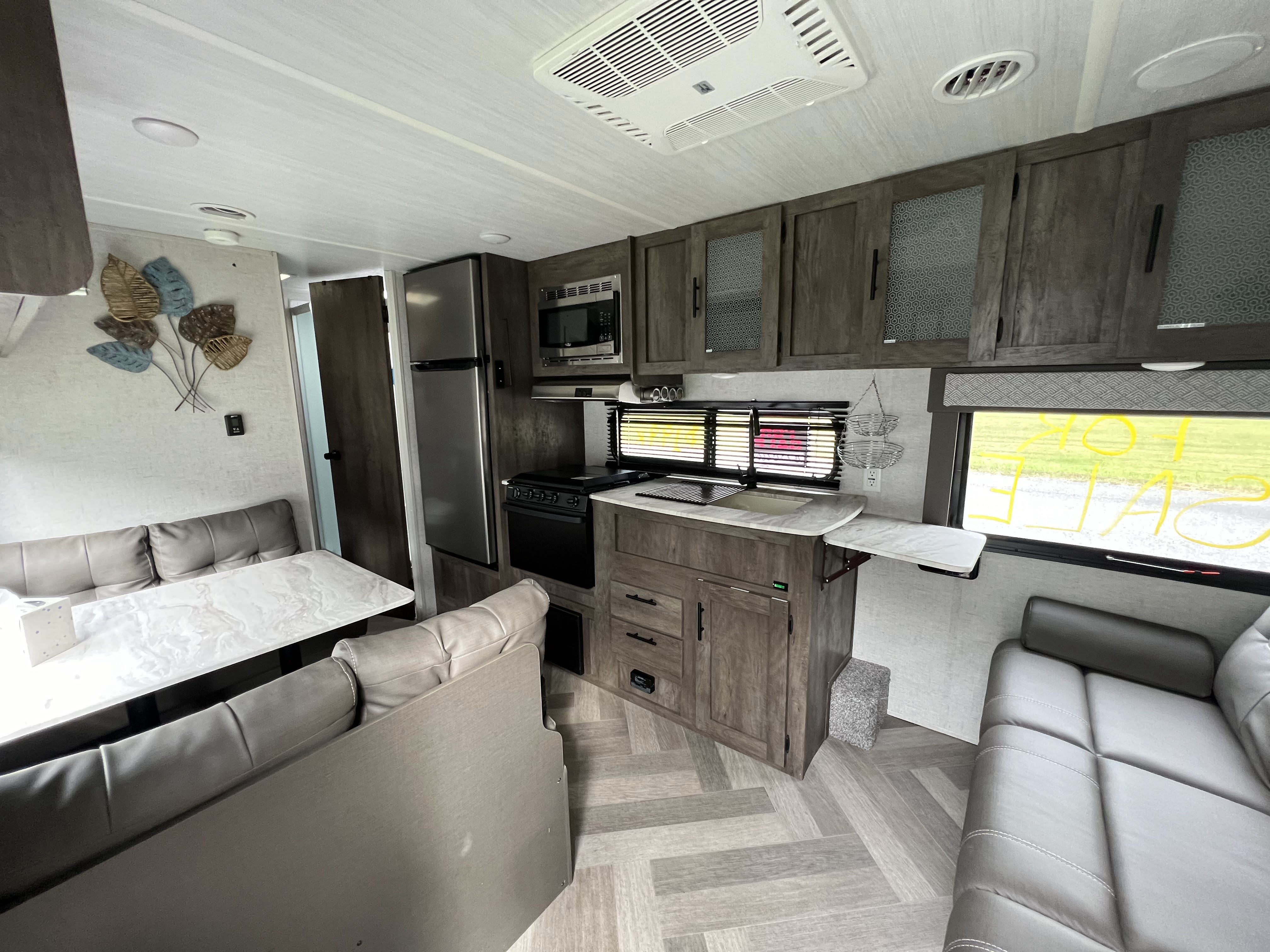 2021 Forest River SALEM CRUISE LITE PLATINUM 24RLXL in mt carmel TN