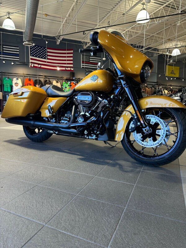 2023 Harley-Davidson Street Glide Special SPECIAL in Oakdale, NY