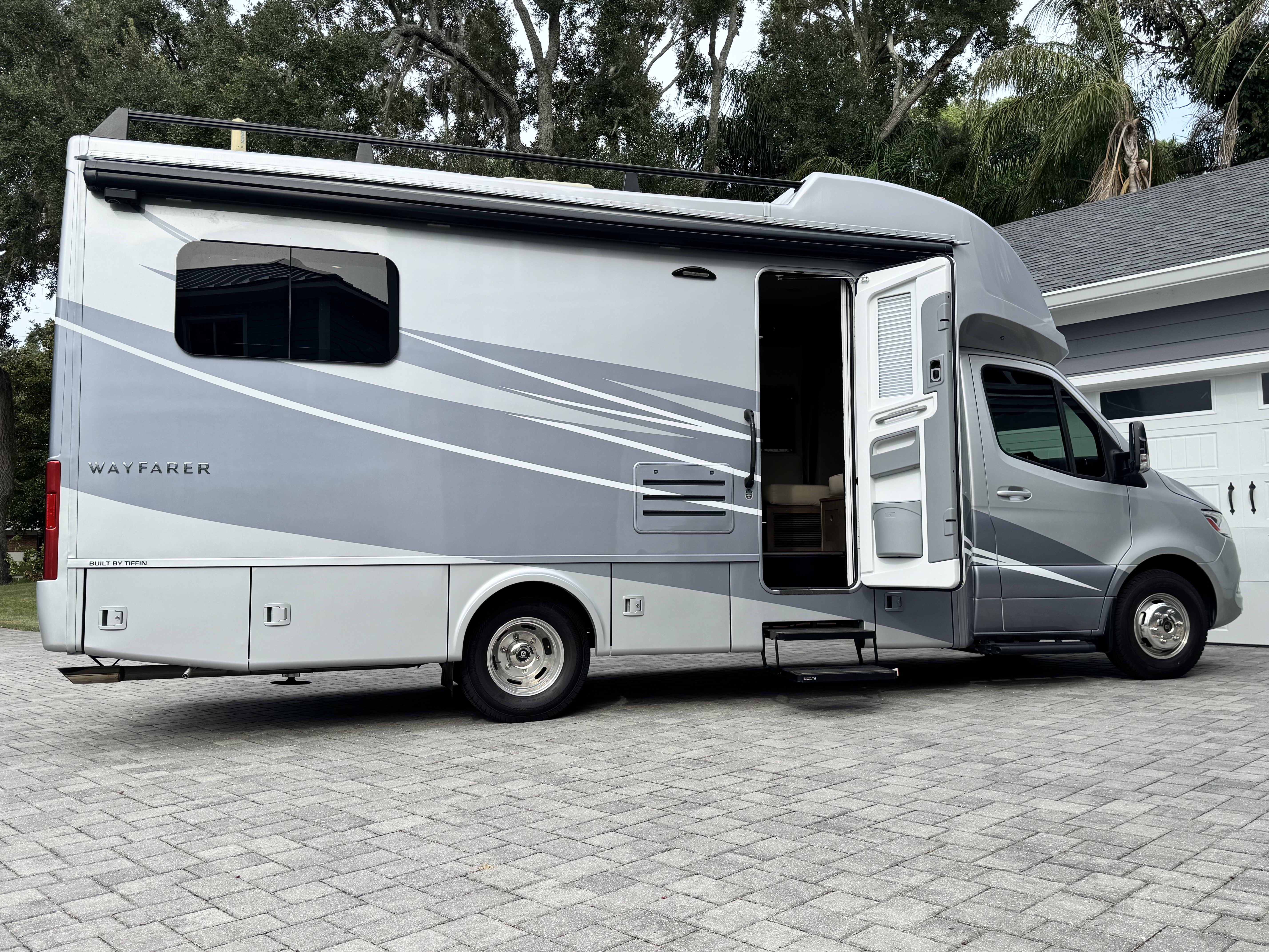 2024 Tiffin Motorhomes WAYFARER 25 RLW RV