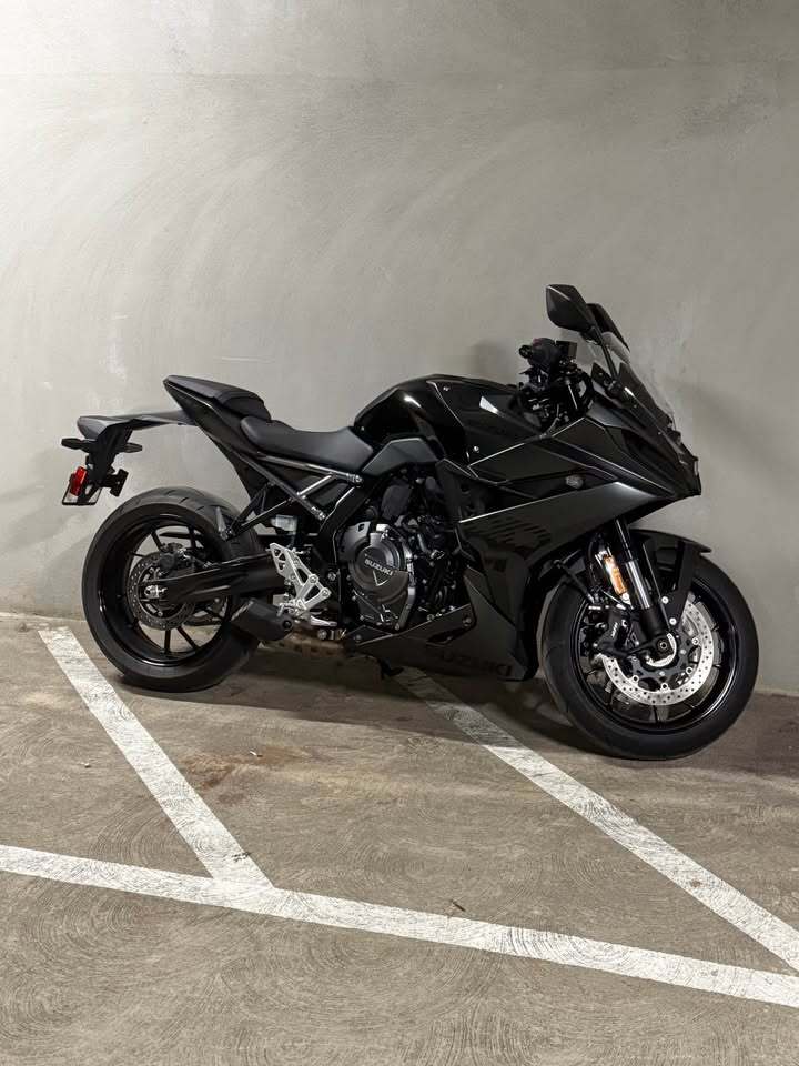 2025 Suzuki GSX 8R 8R in Oakland, CA