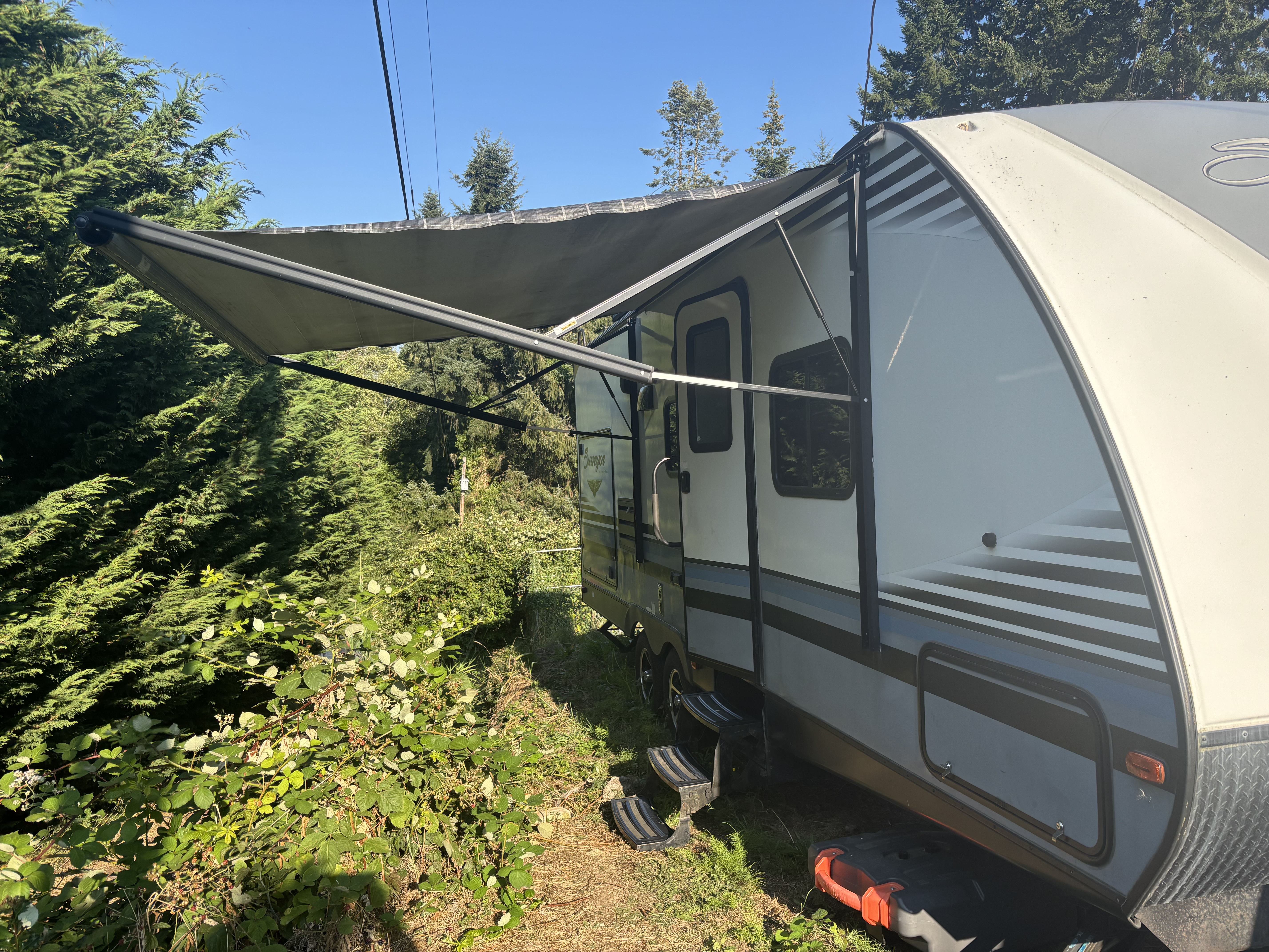 2018 Forest River SURVEYOR 243RBS RV