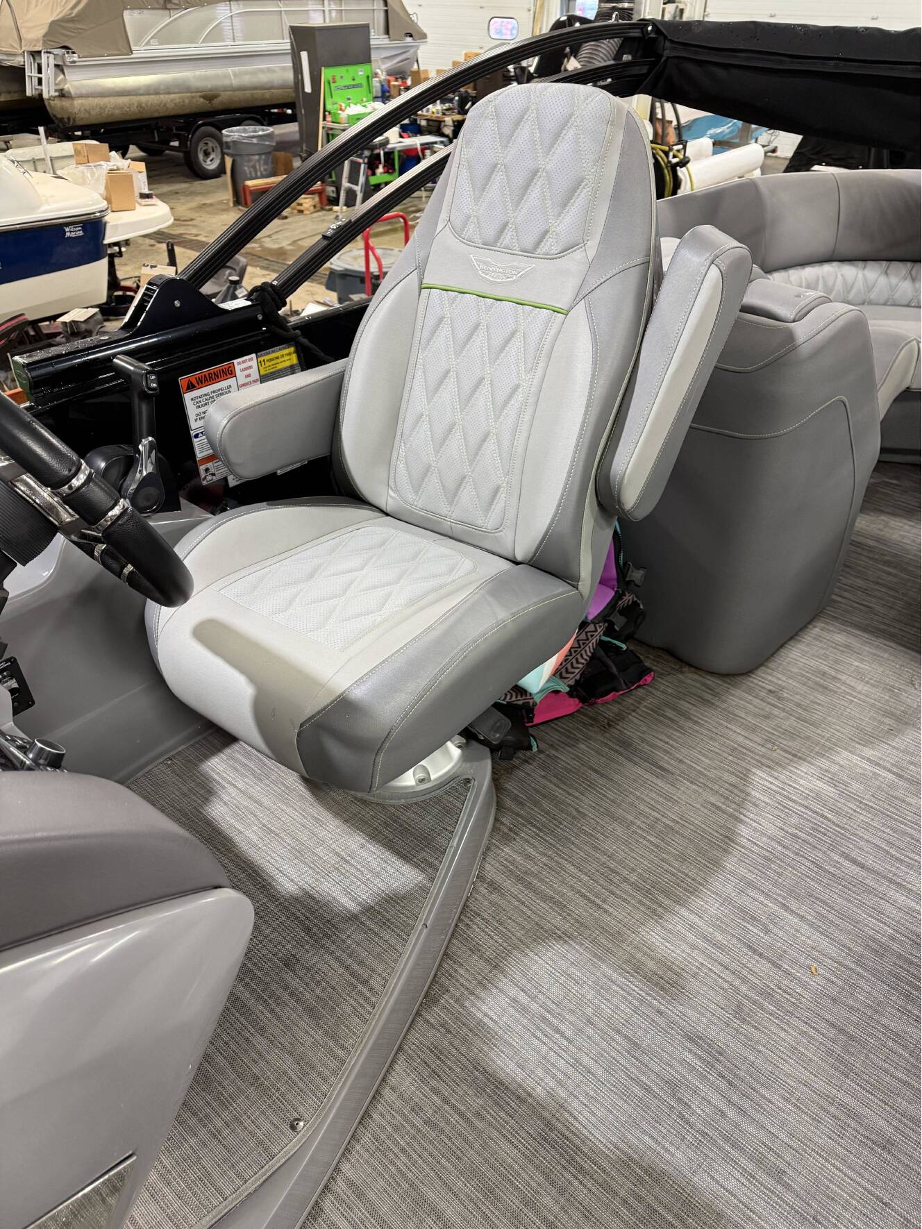 A photo of this 2021 Bennington 23 RXFB