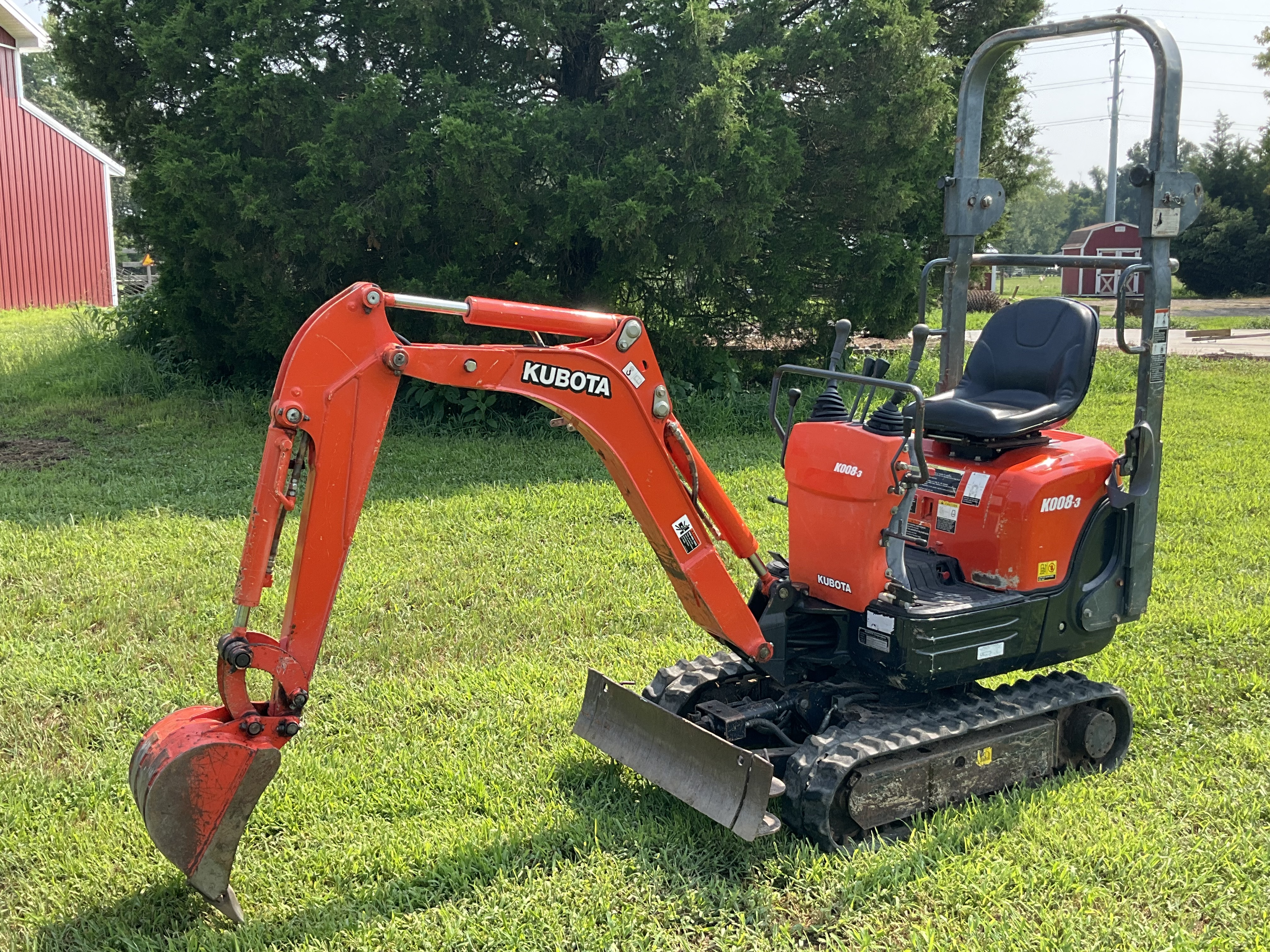 2019 KUBOTA K008-3 in Elmer, NJ