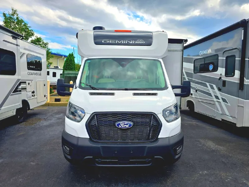 2027 Thor Motor Coach Gemini 24KB