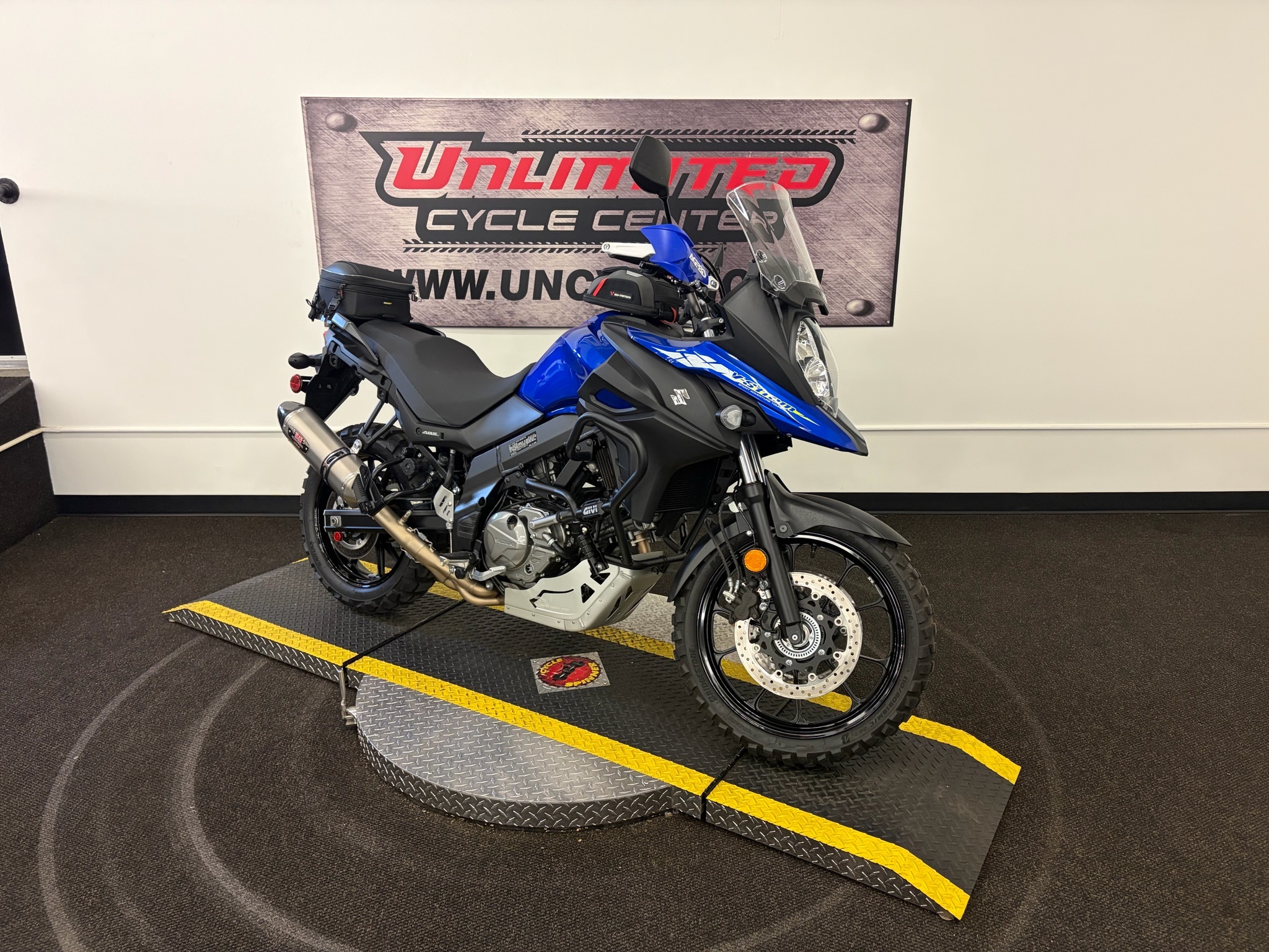2023 Suzuki V-Strom 650 650 in Tyrone, PA