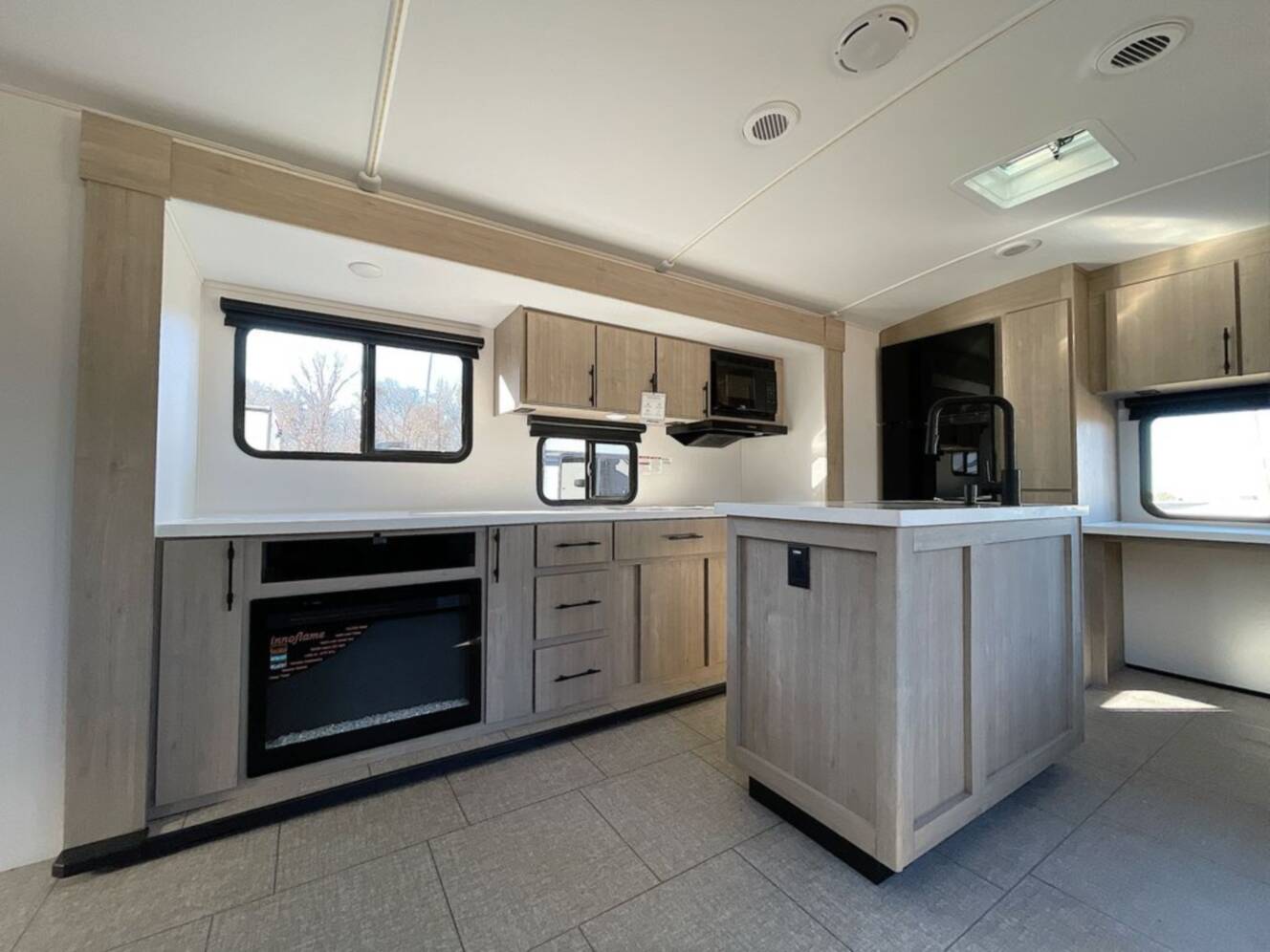 A photo of this 2025 Grand Design Imagine 2670MK