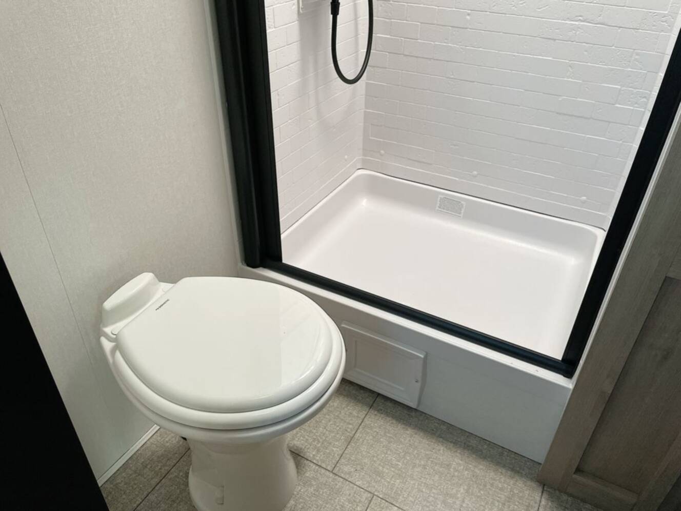 A photo of this 2025 Grand Design Imagine 2670MK