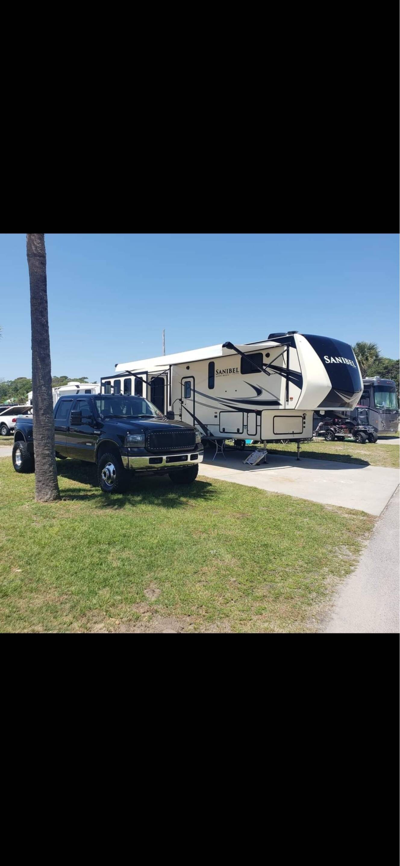 A photo of this 2019 Prime Time SANIBEL 3402WB