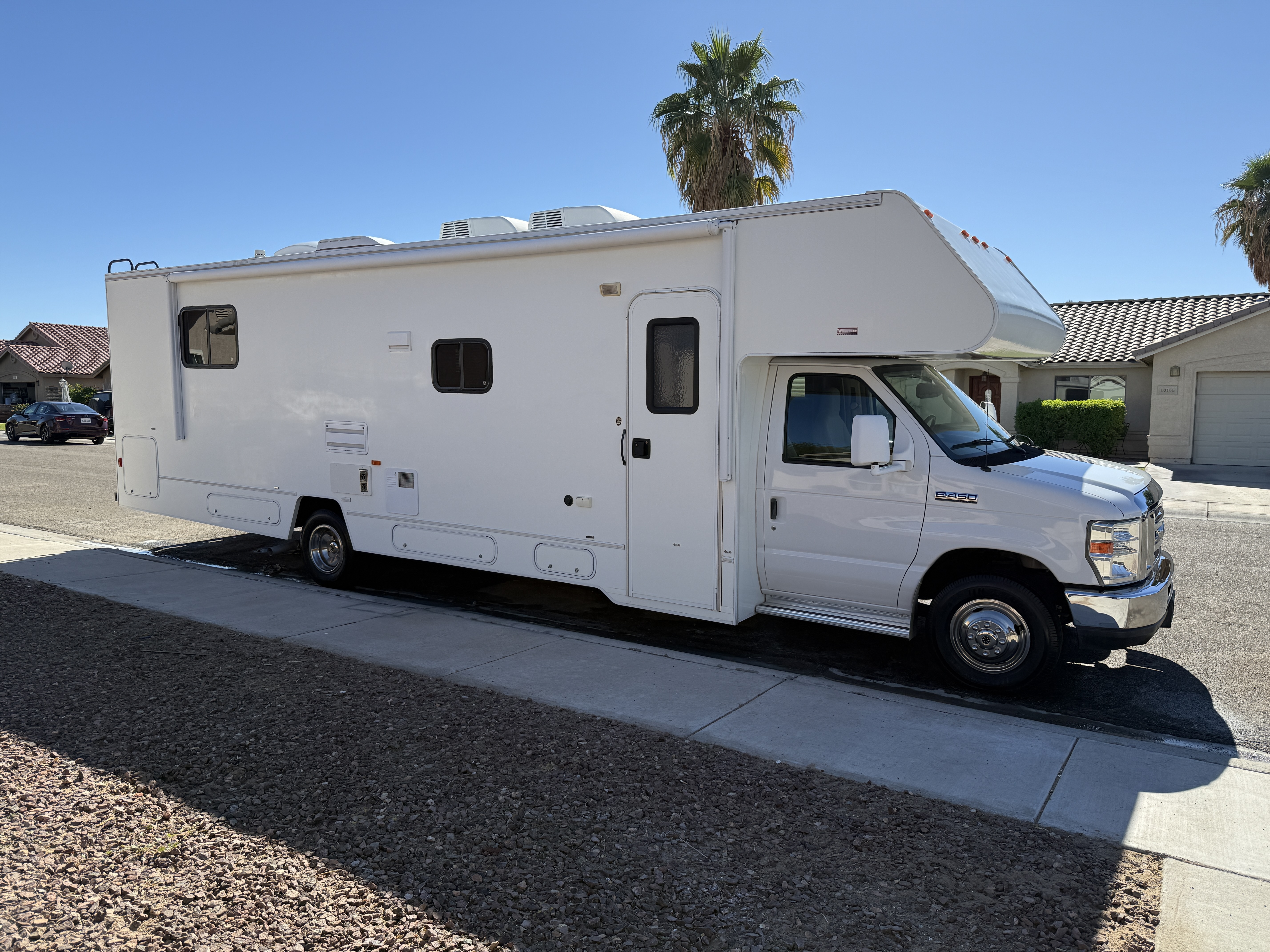 2014 Winnebago MINNIE WINNIE 31K RV