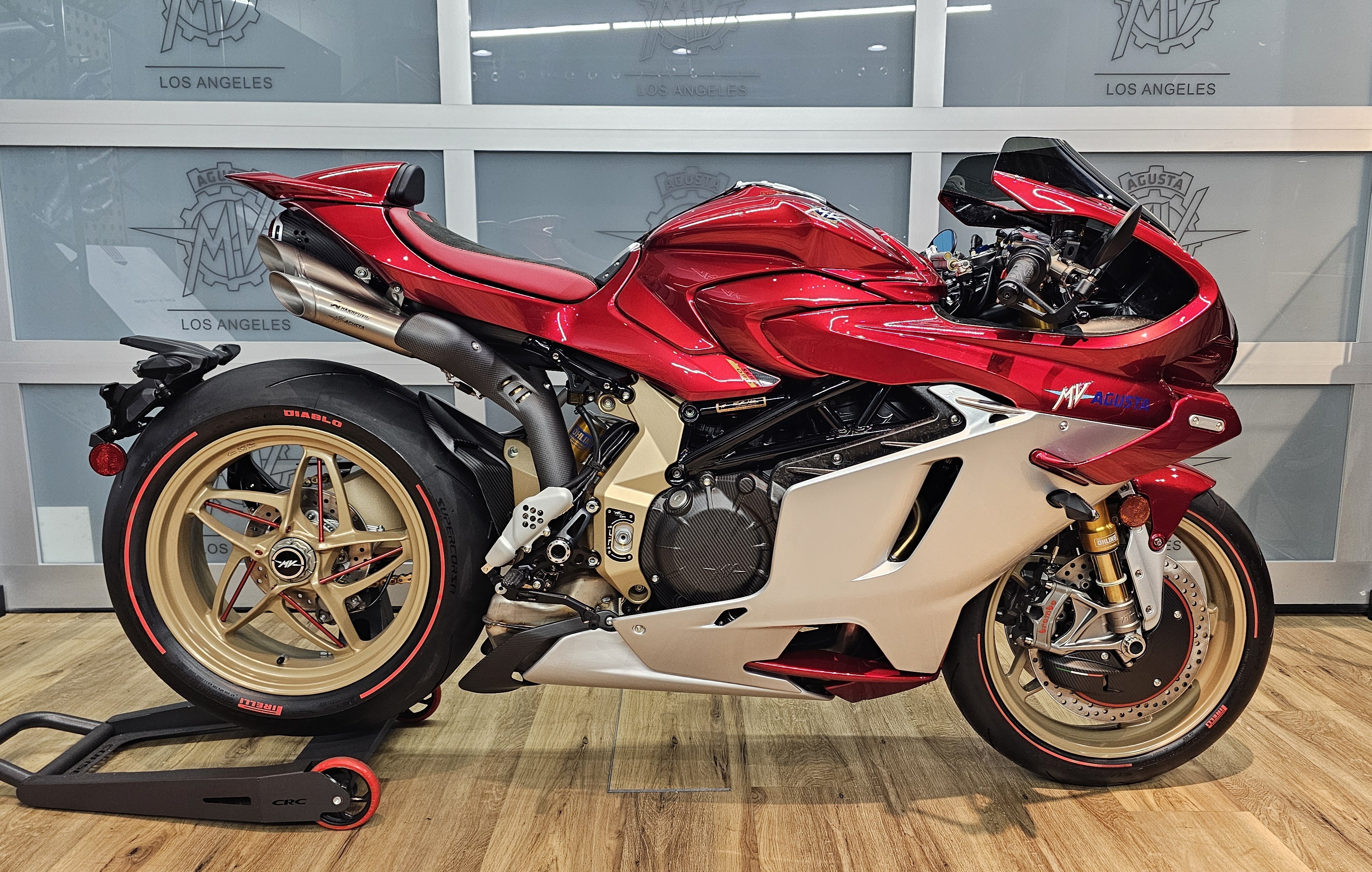 2025 Mv Agusta Superveloce 1000 Serie Oro Sportbike motorcycle