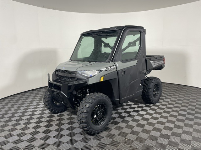 2027 Polaris RANGER XP 1000 CAB BASE in athens OH