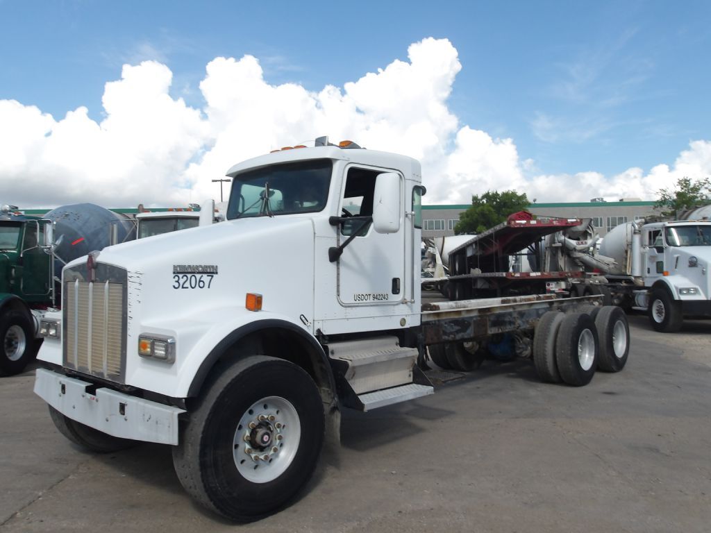 2007 KENWORTH W900 in Houston, TX