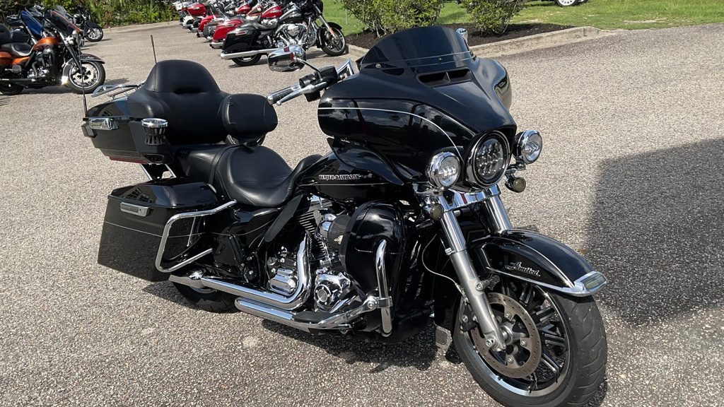 2016 Harley-Davidson FLHTKL ULTRA LIMITED LOW ULTRA LIMITED LOW in Little River, SC